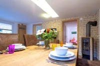 Alpen-hostel Talstation 4, Buxacher Straße 23 mit Motorradvermietung - Homestays