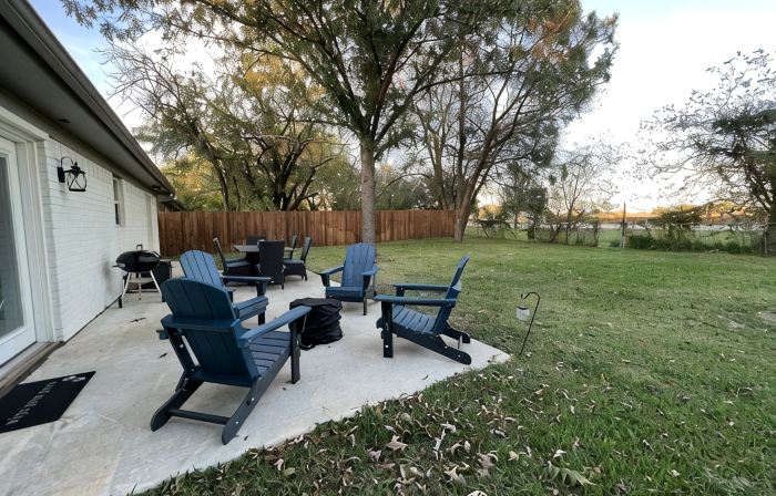 Cheerful 3 Bedroom Old Town Keller Home