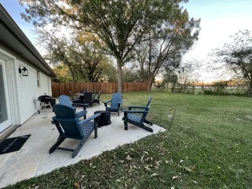 Cheerful 3 Bedroom Old Town Keller Home