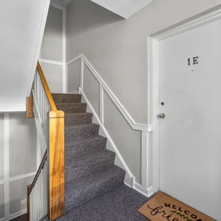 Spacious and Newly Renovated 1Br Next to the Beach