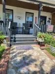 Unwind at the Lotus house Opal suite. - Wifi