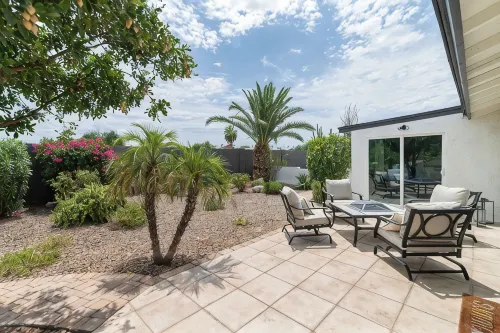 Mesa Retreat Quiet, Stylish Desert Escape + Golf - 4-Star