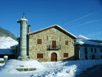Self catering Llosa for 10 people