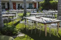 Captiva Beach Resort (Open Private Beach Access)