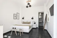 La Roka, Cliffside Memories - Bed and Breakfasts