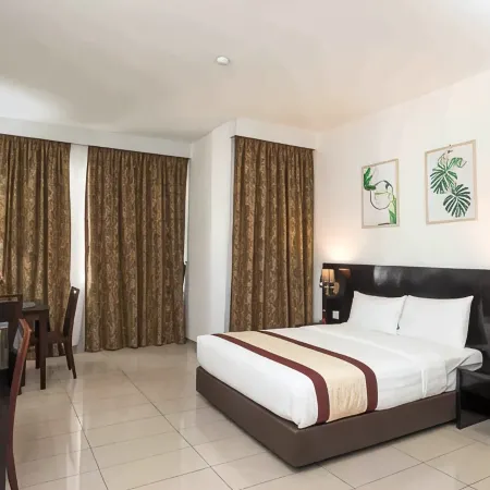 Swan Garden Hotel Отели в г. Масаи