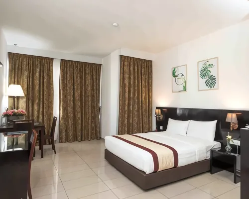 Swan Garden Hotel Hotel di Masai
