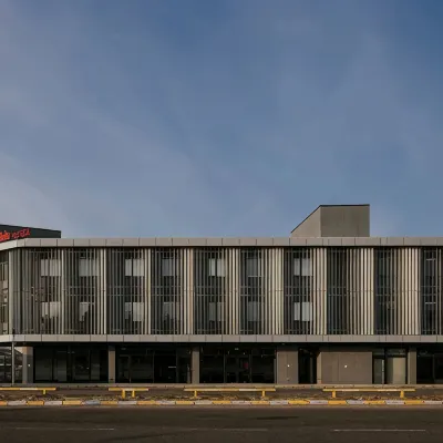 Ibis Tbilisi Airport Hotels near Tbilisi International Airport