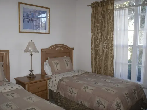 Luxury Villa - Pool, LCD TVs , Free Internet On Disney's Doorstep !!