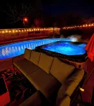 2Bd 2 ba Heated Pool&Hot Tub - 프라이빗 풀