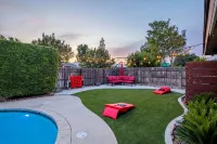 Oasis Pool, Outdoor Kitchen and Grill, Arcade Room, Movie Room, Sleep up to 13 - 私人泳池