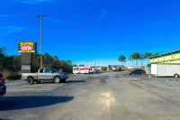 Super Inn & Suites by OYO Milledgeville - Parking