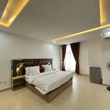 O2 Contiential Suites