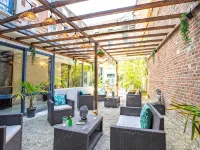Best Western Hotel Saint Claude Hotels in Somme