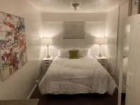 Rare 3 br in Capitola Village with 5pm checkout Jan-Apr+Parking! 카피톨라 호텔