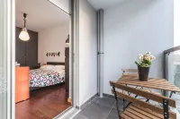 GuestReady-Broken Record|1BR apt|Balcony|Parking - Condos