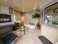 Flamingo Inn - 2-Star