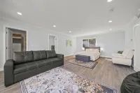 Enchanting 4-bedroom house with panoramic view in Pasadena.