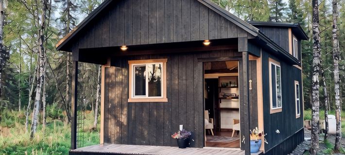 Private Kenai cabin near ocean/airport/fishing Hotels in Kenai