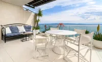 Gallery Luxury Suites & Rooms-Only Adults