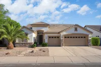 Sleeps 10 - Mins to DT Chandler/Gilbert - Pool  Gameroom