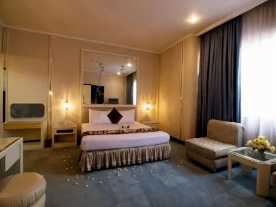 Regent's Park Hotel at Kayutangan Malang Hotels near Mall Olympic Garden