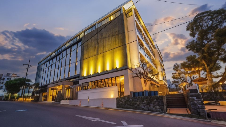 Cheonjiyeon Crystal Hotel