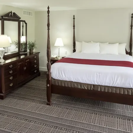 Fairbanks Inn