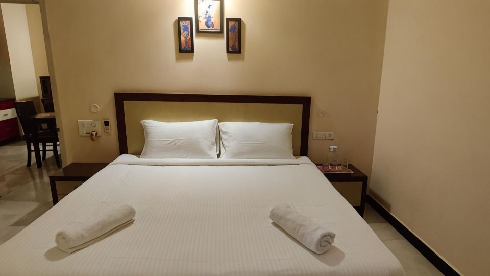 Coral Shelters Service Apartments Keelavasal