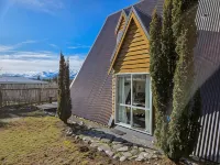 Cozy Lake Tekapo Stay with Mountain Views - Hot Springs