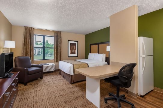 Extended Stay America Suites - Cleveland - Brooklyn