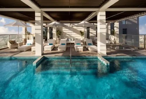 Millennium Atria Business Bay - Condos