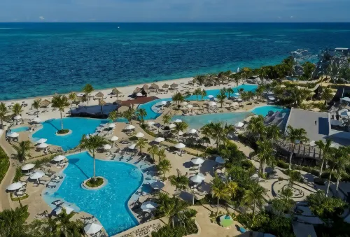 Dreams Natura Resort and Spa - مسبح خاص