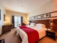 Lagoas Park Hotel Hotels near Estoril Circuit
