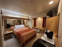 Americas Best Value Inn and Suites Ada - 2-Star
