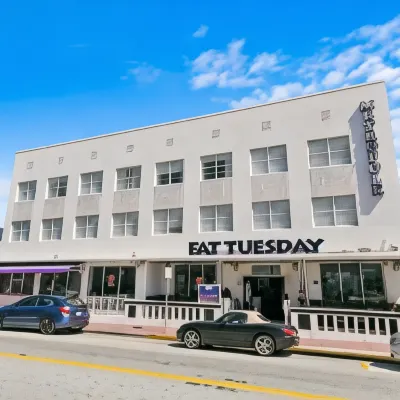 Metropole Suites South Beach Hotels near Joe's Stone Crab