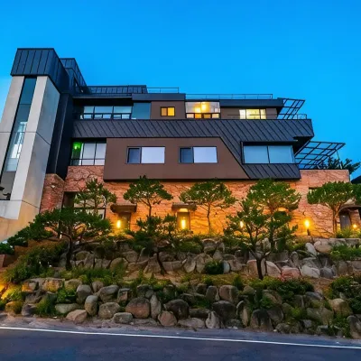 Goseong (Sokcho) Morning View Pension 永郎湖周辺のホテル