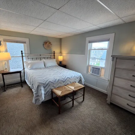 Hampton Beach ♡ Ocean Retreat - Steps From The Sand and Strip!