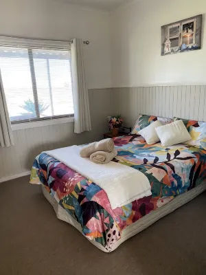 Riverland Cottage Wentworth, self contained, 4 bedrooms, 10 mins from Wentworth - 3-Star