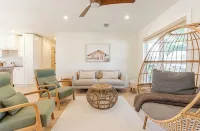 3Br Heated Saltwater Pool Home Near Ami and Img - 4-Star