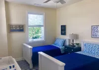 North End Virginia Beach Retreat -Private Pool -Walk to Beach -Sleeps X - Jacuzzi