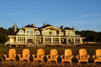 Touchstone Resort - Beach