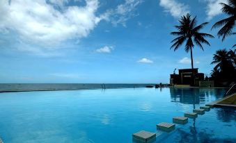 Golden Pine Beach Resort