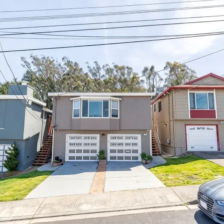 Lux Apartment on Hill Close to SF