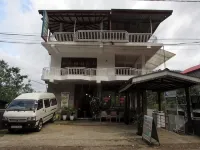 亞當斯山峯旅館 - 小旅館