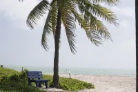 New listing 3bd/2bt Sleeps 8 "Sunset Paradise Villa" on canal Big Pine Key - Wifi