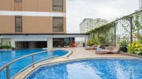 Hotel GranDhika Pemuda Semarang - Pools
