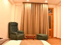 Mountain Majesty Manali Hotels in Badgran