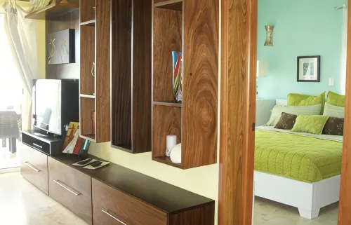 Beachfront Playa Turquesa 2 BR/2 BA Penthouse Condo W/Rooftop 50mbps WIFI
