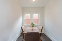 Modern Loft in Historic Birdtown - Unit 4 - アパートメント